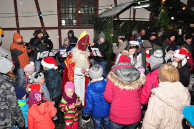  KKK - Besinnlicher Weihnachtsmarkt ist neue Königheimer Tradition - Aktivitäten - Weihnachtsmarkt