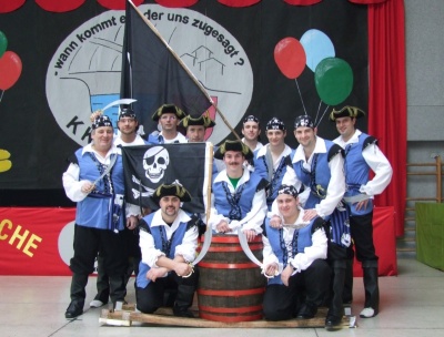 Das Männerballet mit ihrem diesjährigen Piraten-Schautanz KKK - Das Männerballett... - Der Verein - Garden