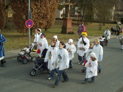  KKK - Bilder vom Fasnachtsumzug in Schweinberg - Kampagne - 2006