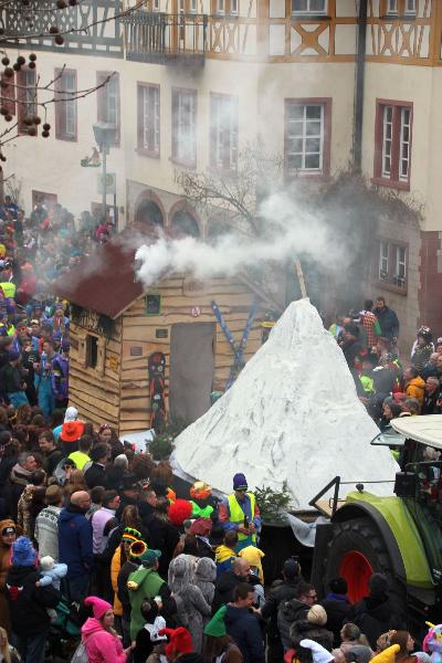 Faschingswagen Altheim KKK - Bilder zum KKK-Umzug - Kampagne - 2023