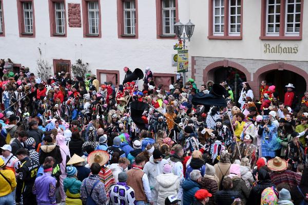  KKK - Gaudiwurm durch Kannenheim - Fastnachtsumzug 2026 - Bilderserie 2 - Kampagne - 2026